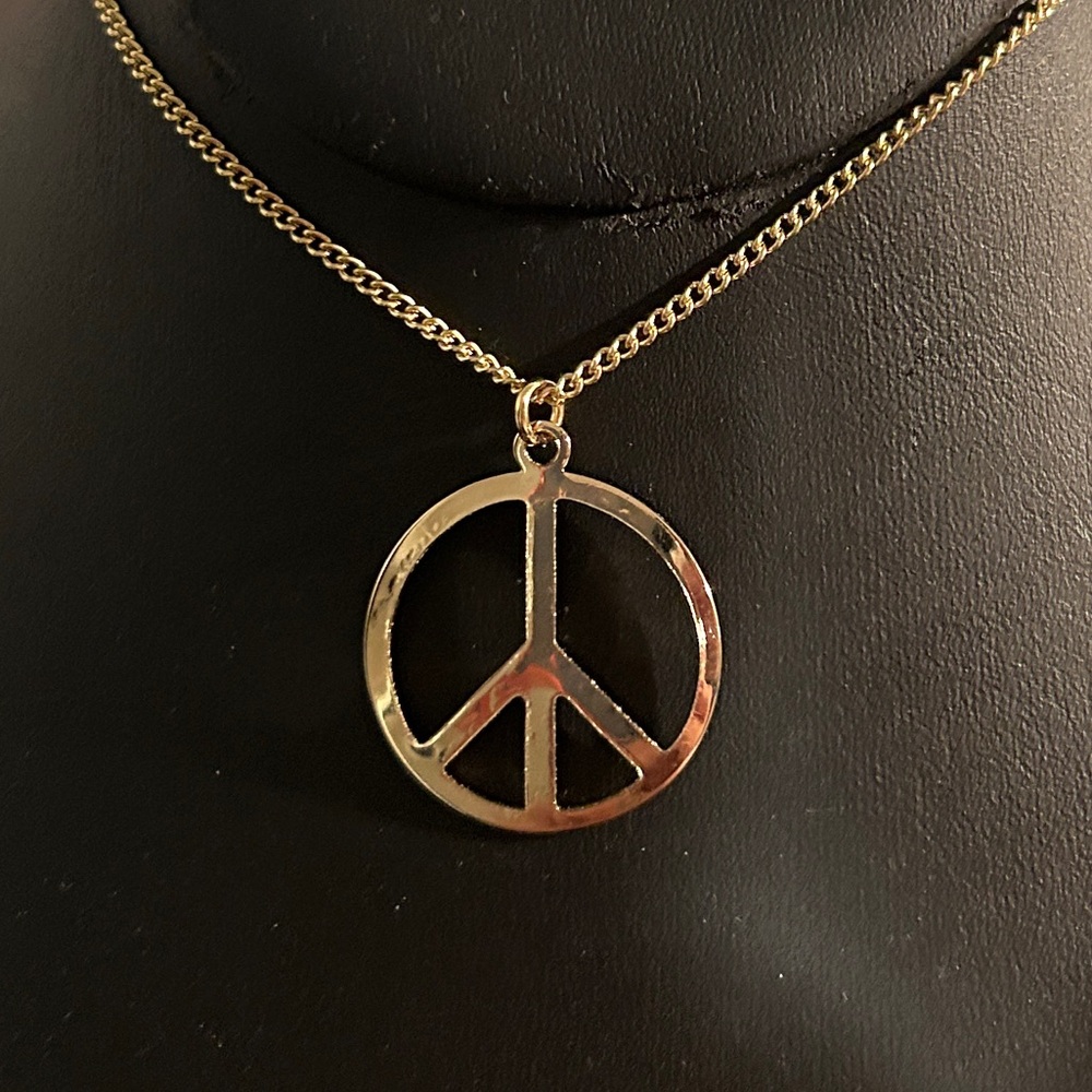🍓DEADSTOCK 1980’s VINTAGE GOLD PEACE SIGN NECKLACE